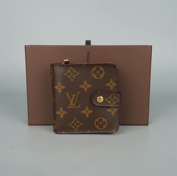 Ví LV hoa nâu gập 2 (LT) KG+