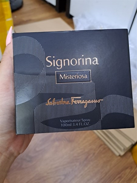 Nước hoa nữ Salvatore Ferragamo Signorina Misteriosa EDP 10ml