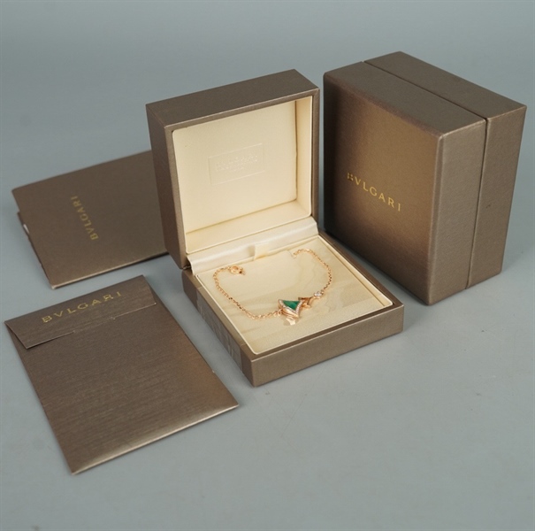 Vòng tay Bvlgari hình cây màu xanh KG+