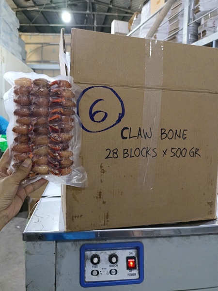 Thịt Càng Cua - khay