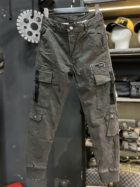 Kaki Dài QCSC-3665 - Xám 4 túi hộp bo chun