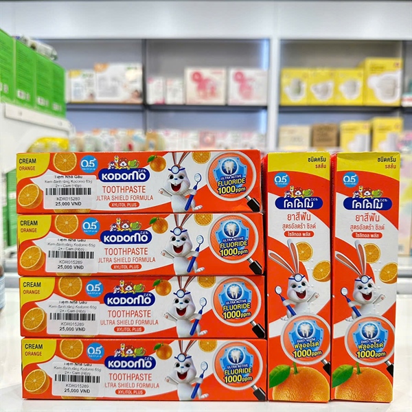 Kem đánh răng Kodomo 65g 2+