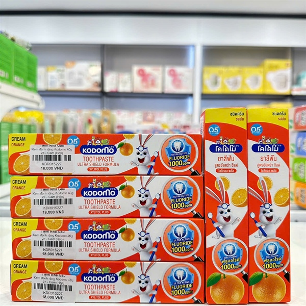 Kem đánh răng Kodomo 40g 2+