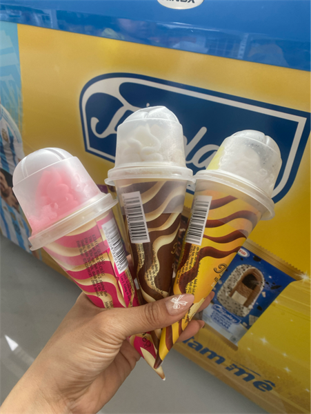 Kem ốc quế tô châu mix vị