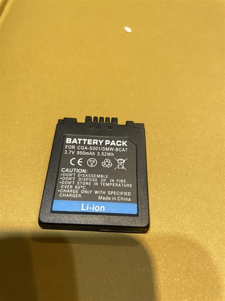 Pin DMW-BCA7 / CGR-S001E sử dụng cho Panasonic Lumix DMC-F7, DMC-FX1, DMC-FX5, DMC-FX7, DMC-FX9.