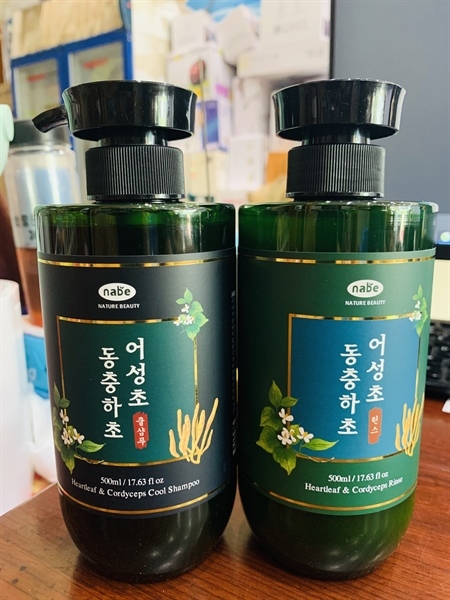 Dầu gội Đông trùng hạ thảo rau diếp cá 500ml