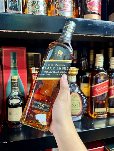 JW Black Label mẫu cũ 750ml 40%