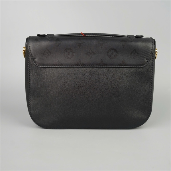 Túi LV Handle hoa đen (FO5108) sz23 (BMC)+