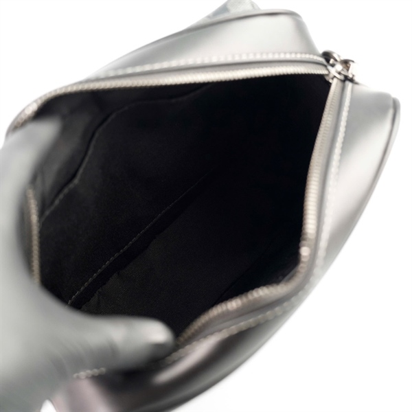 Túi Coach đeo chéo đen sz24 +