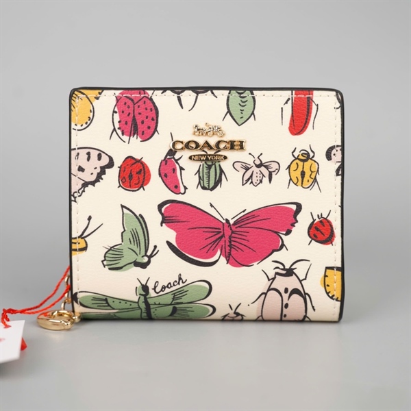 Ví Coach trắng hình bướm +