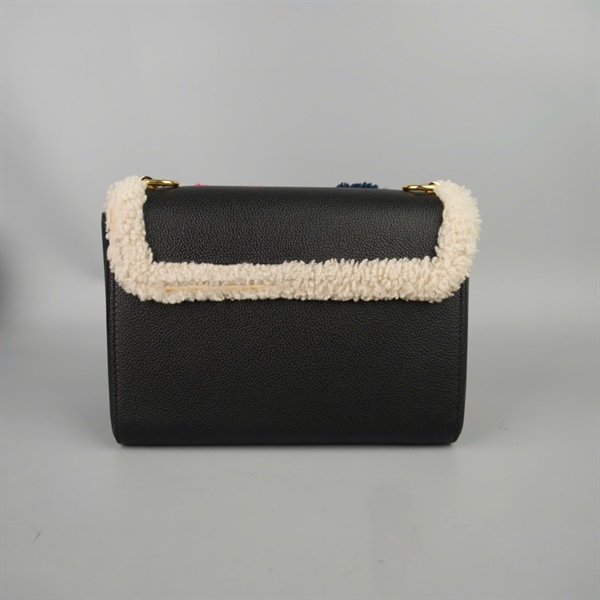 Túi LV Twist đen đính hoa (SR4270) sz23 (BMC)+