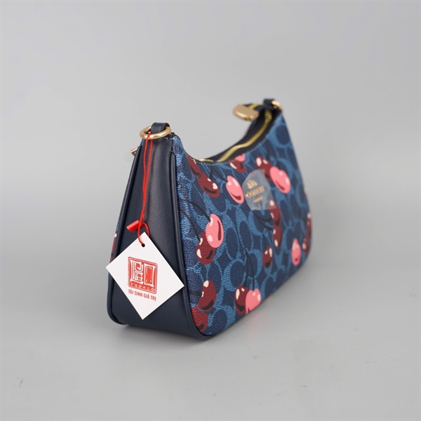Túi Coach kẹp nách xanh cherry 2 strap sz24+