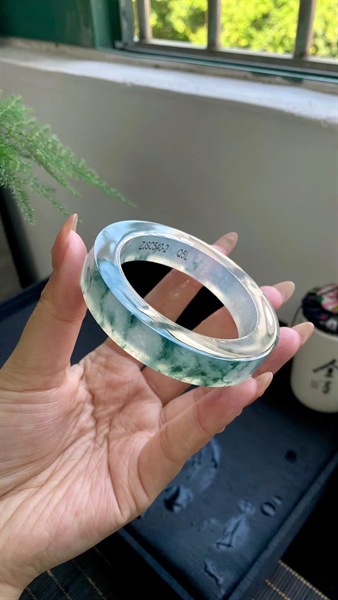 Vòng tay cao băng hoa bay ngọc phỉ thúy ni 59.5 +