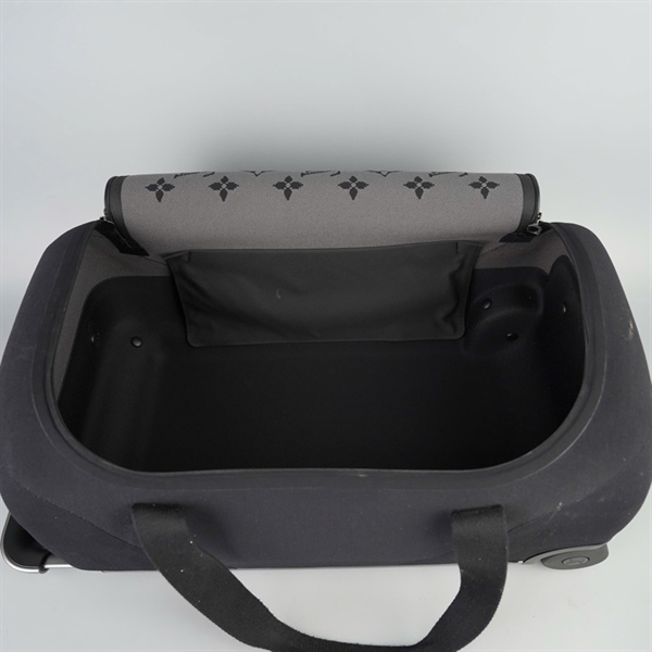 Vali LV hoa đen kèm ổ khoá số (HC)+