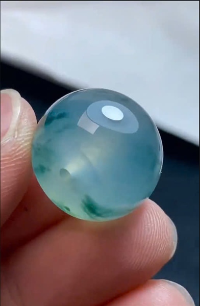 Mặt dây chuyền ngọc phỉ thúy +