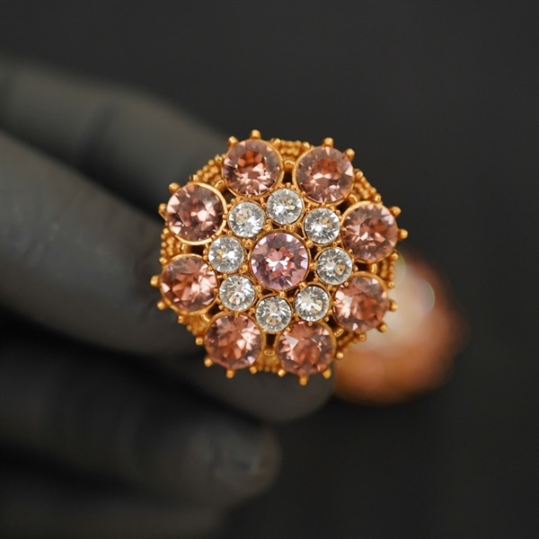 Bông tai D&G hoa đính đá hồng KG+