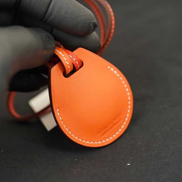 Charm Hermes cam KG+