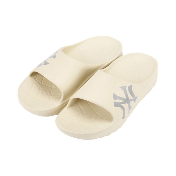 DÉP MLB KOREA CHUNKY SLIDER MÀU KEM