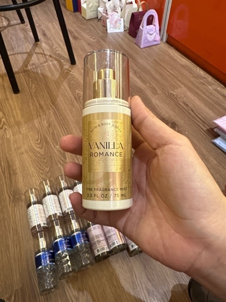 Xịt thơm body b&bw 75ml #vanilla romance