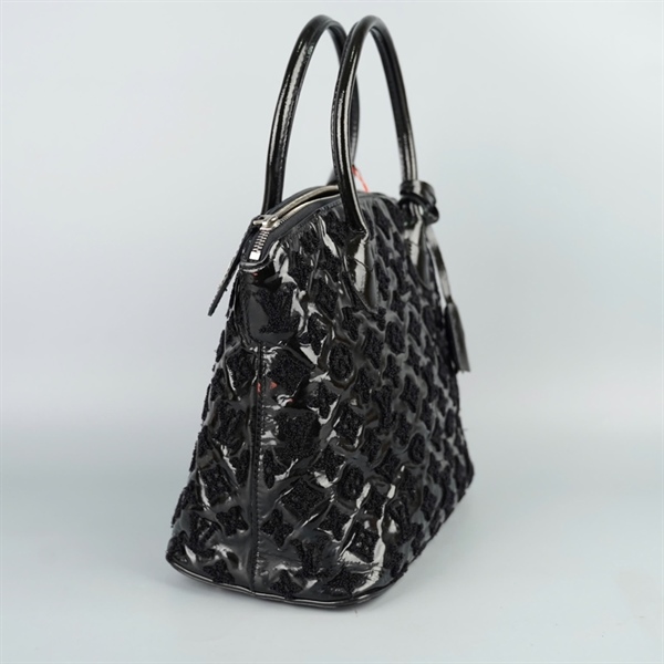 Túi LV Handle đen đính logo nổi kèm ổ + 2 chìa + lót form sz27 (BQ) KG+