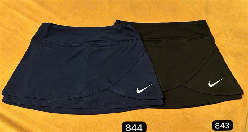 ກະໂປງຍີງ Nikeດຳ