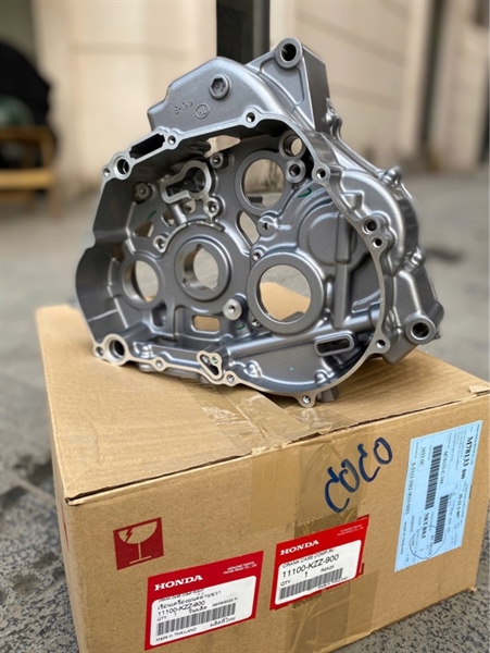 VÁCH MÁY GIỮA PHẢI CRF250L 11100-KZZ-900