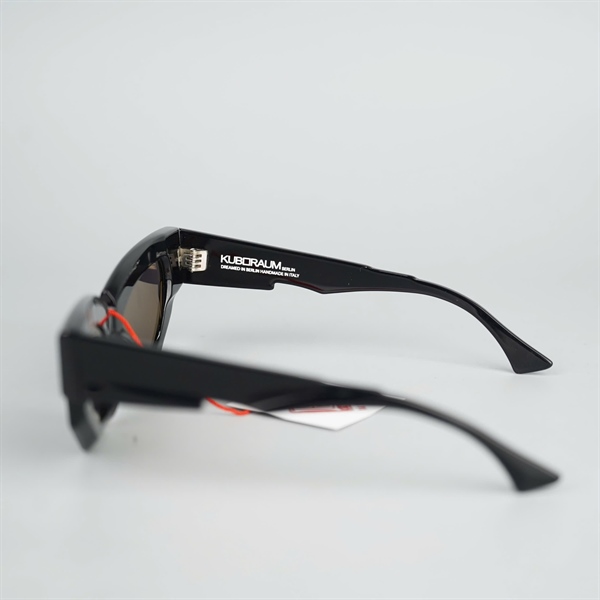 Kính Kuboraum đen F5 BS (52-21-145) KG+