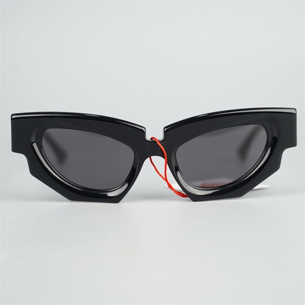 Kính Kuboraum đen F5 BS (52-21-145) KG+