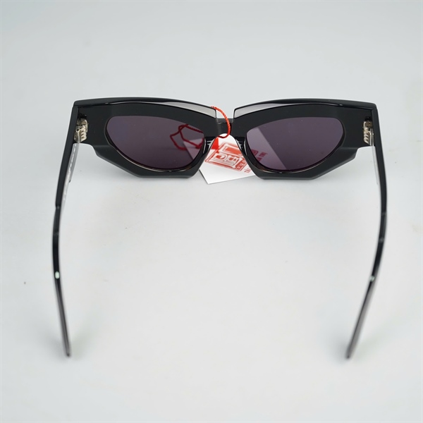 Kính Kuboraum đen F5 BS (52-21-145) KG+