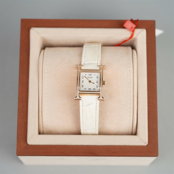 Đồng hồ Hermes trắng (3563330) sz21 (HC) KG+