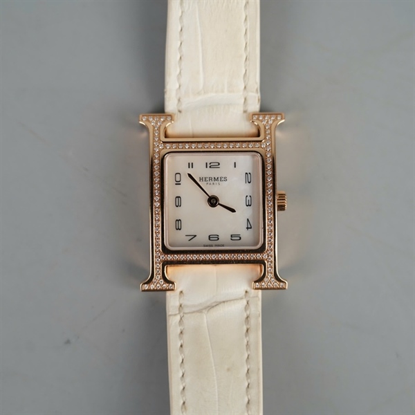 Đồng hồ Hermes trắng (3563330) sz21 (HC) KG+