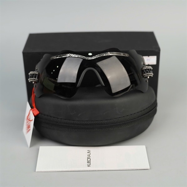 Kính Kuboraum đen Maske E16 BB (144-145) KG+