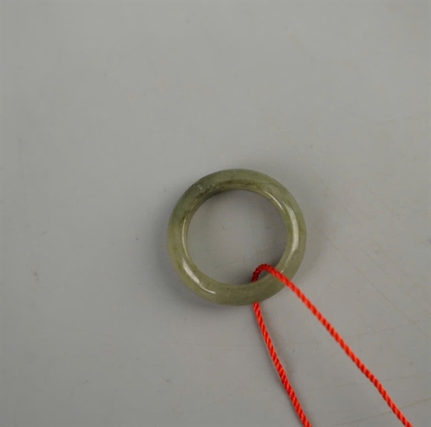 Nhẫn cẩm thạch xanh +