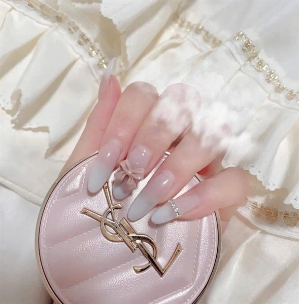 Cushion YSL vỏ da hồng fullsize tone 10