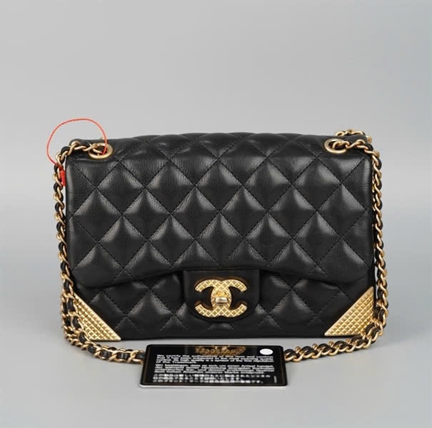 Túi Chanel đen góc vàng (24302269) sz20 KG+