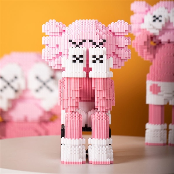 Xếp Hình Kaws Hồng (Ngồi) - 57082