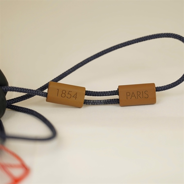 Dây chuyền LV đen +