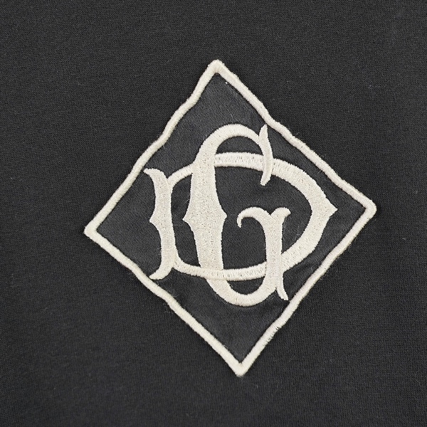 Áo thun D&G đen cổ tròn in logo trái +