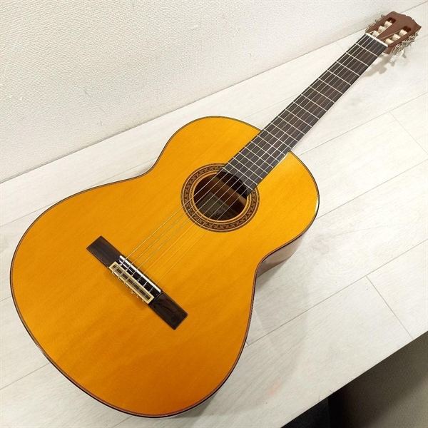 Đàn Guitar Classic Yamaha CG121, Used