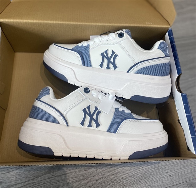 MLB Chunky Liner Embo NY Denim "Blue"