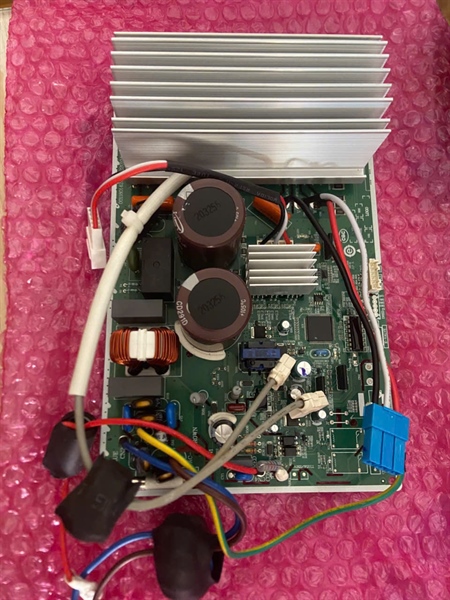 BO DÀN NÓNG AQA-RUV10XAW2N