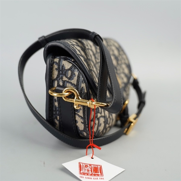 Túi Dior Bobby xám in chữ (62-MA-1221) sz20 +