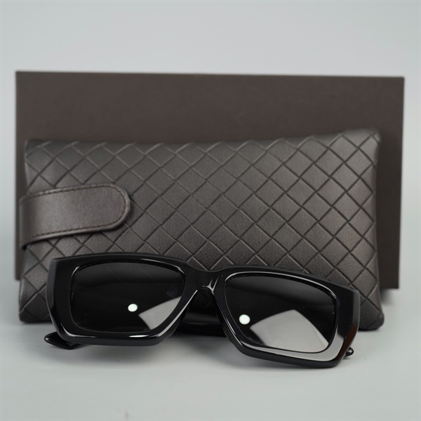 Kính Bottega đen BV1030SA 001( 53-17-145) KG+