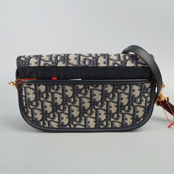 Túi Dior Bobby xám in chữ (62-MA-1221) sz20 +