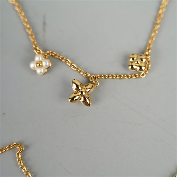 Dây chuyền LV vàng đính hoa +