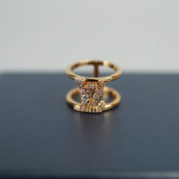 Nhẫn LV vàng in logo +