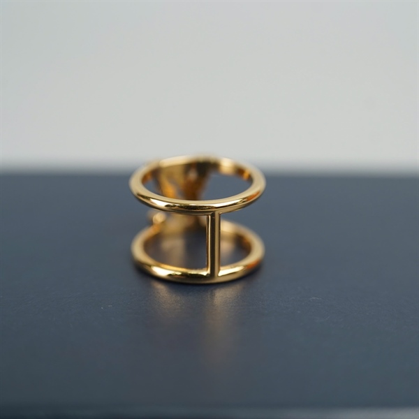 Nhẫn LV vàng in logo +