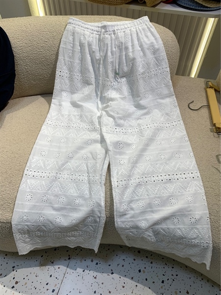 Quần Dài Ren Suông Cạp Chun 250238