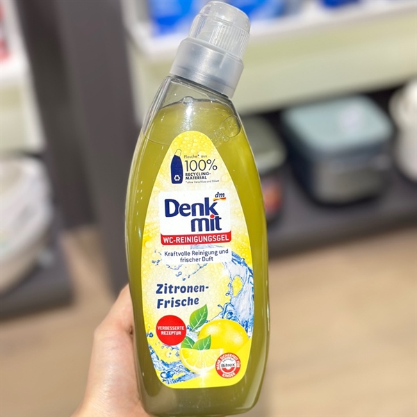 Nước tẩy bồn cầu DENKMIT (màu vàng) 750ml