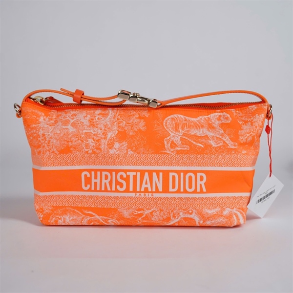 Túi Dior kẹp nách cam sz21 KG+